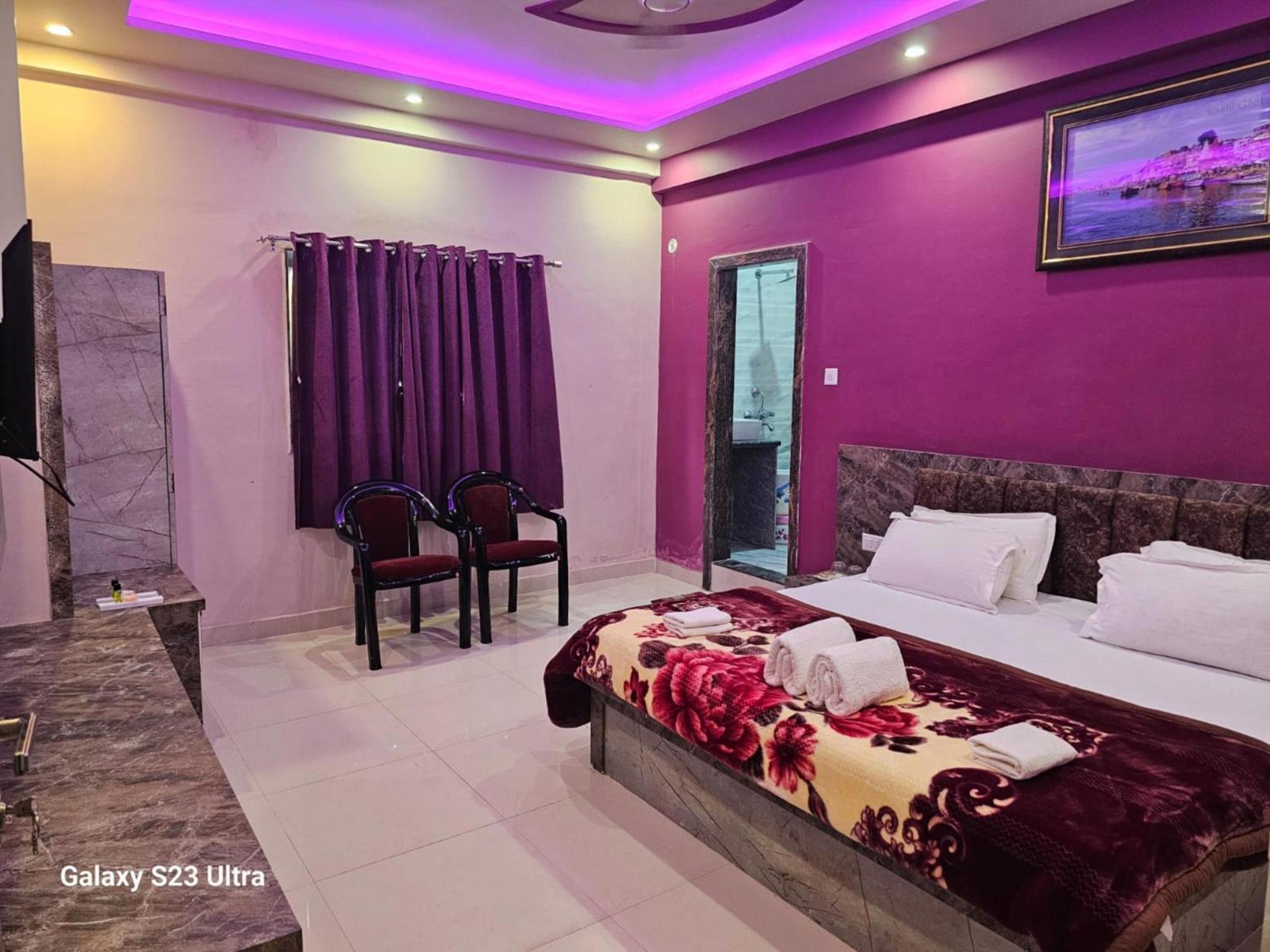 Hotel Kashi Inn Raj Ghat Варанасі Екстер'єр фото